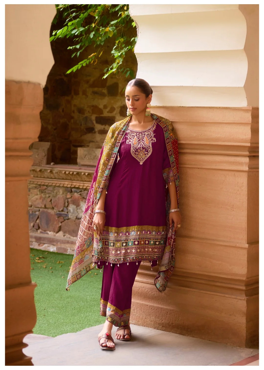 Aster Sangria full work premium suit set - Image 8