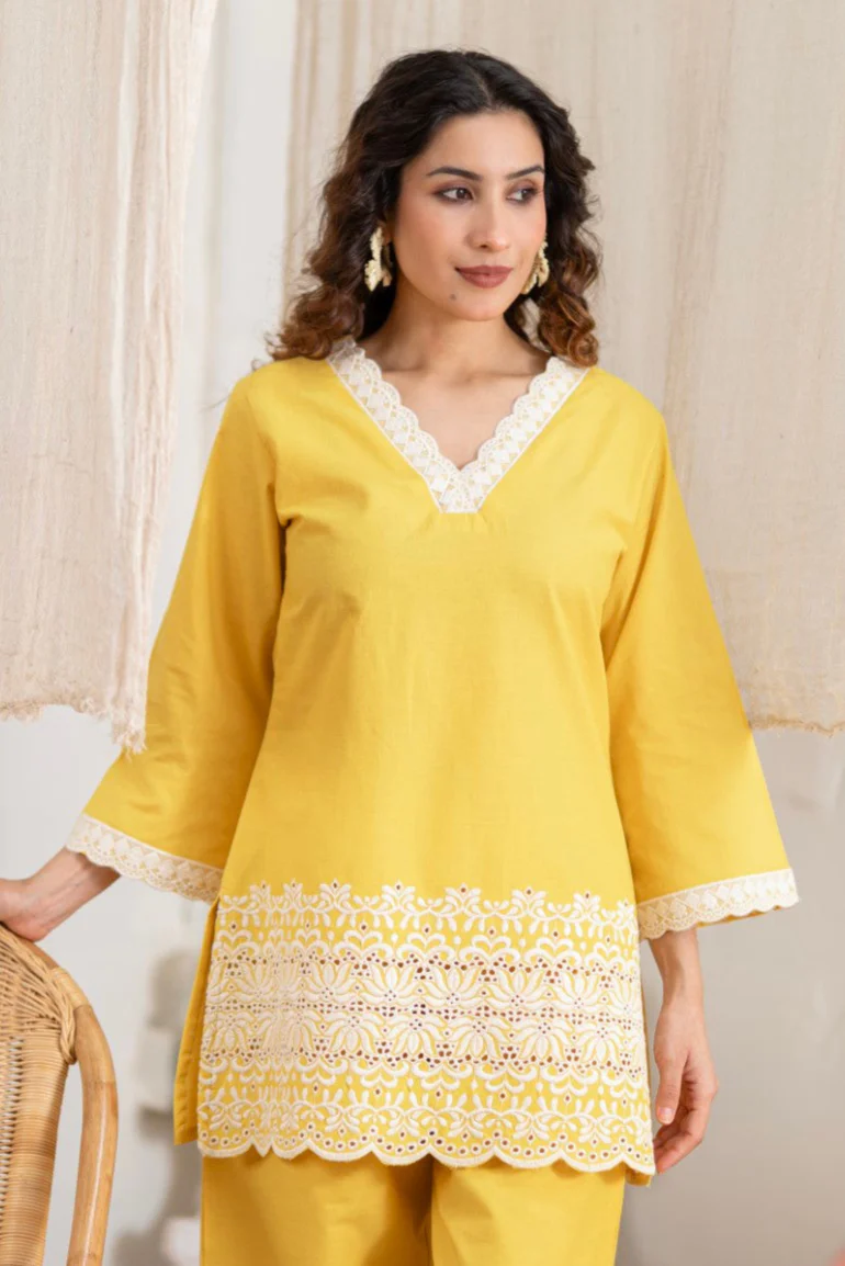 Sharad corn embroidery co-ord set - Image 2