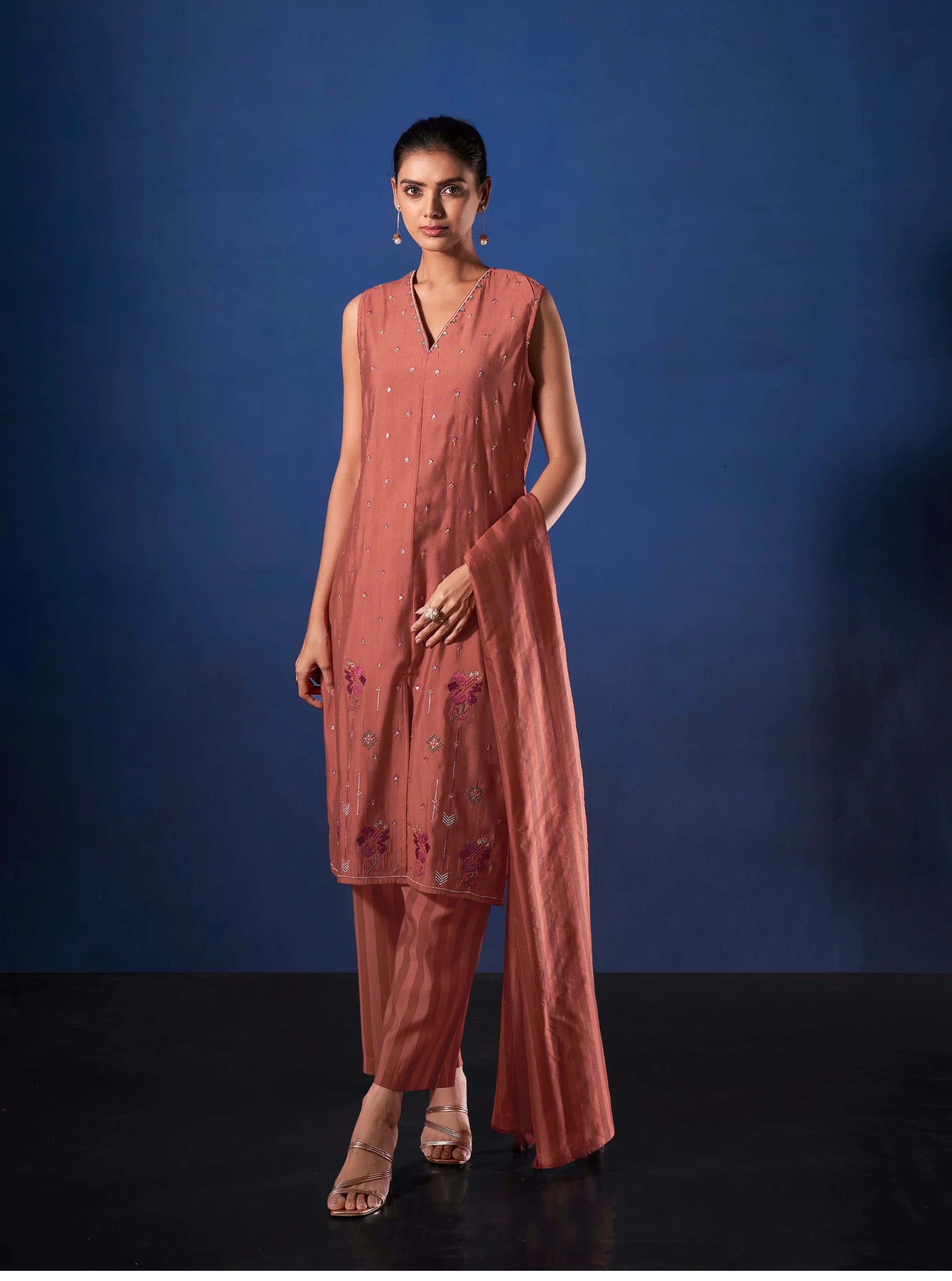 Alena Rust Work Co-ord Set comes with Stole - Image 7