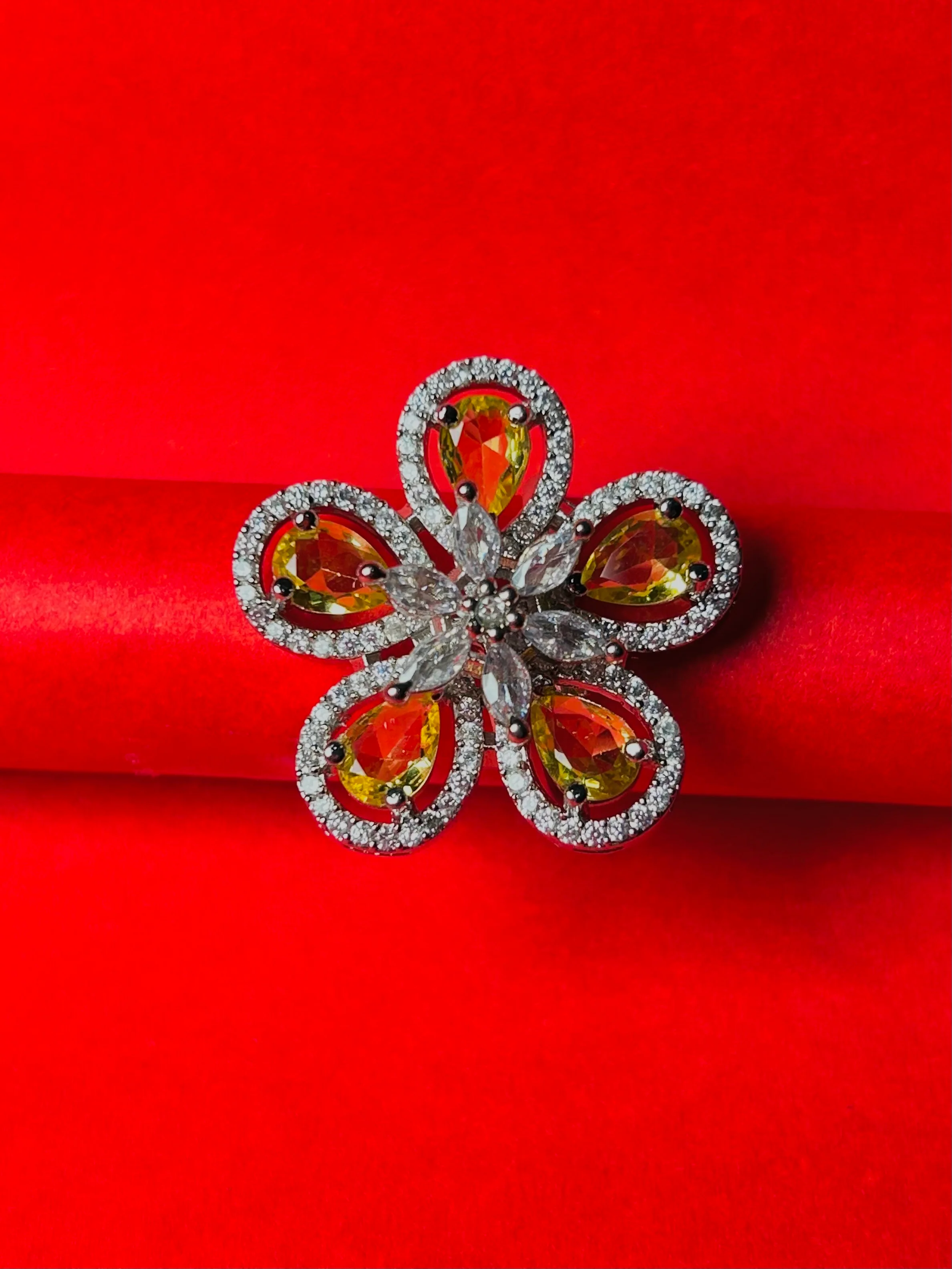 Antaara Diamond Ring - Image 2