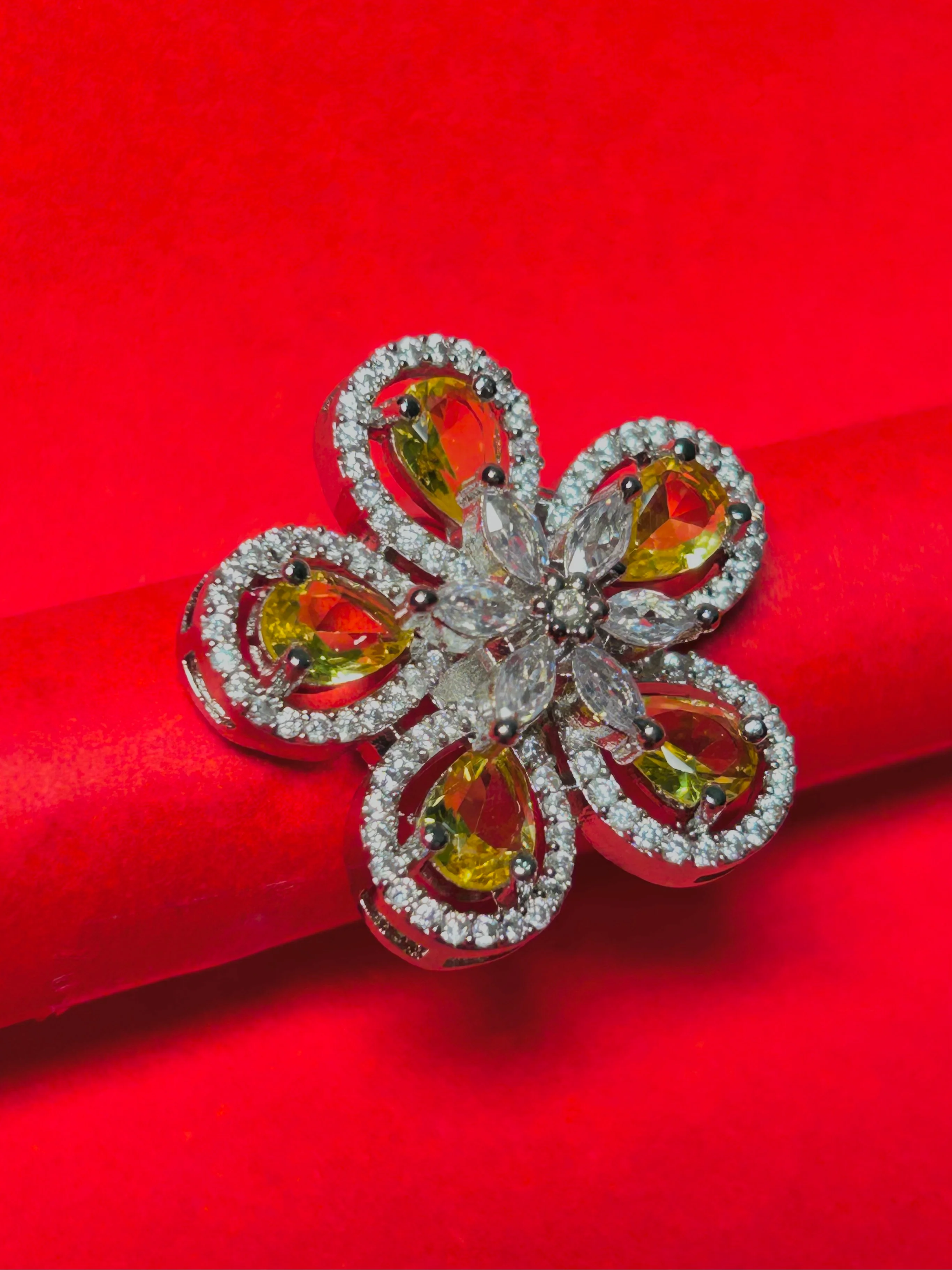 Antaara Diamond Ring - Image 4