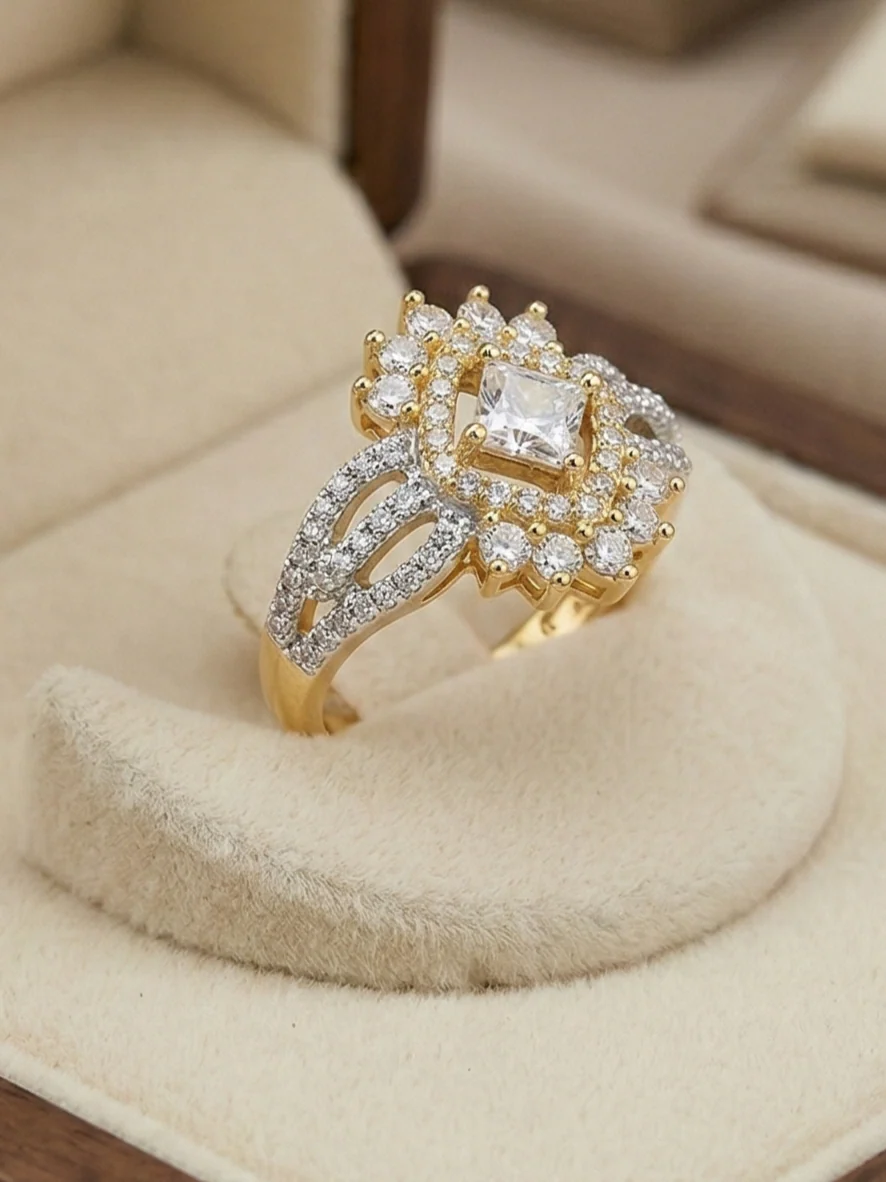 Rivaaz Royale Diamond Ring - Image 4