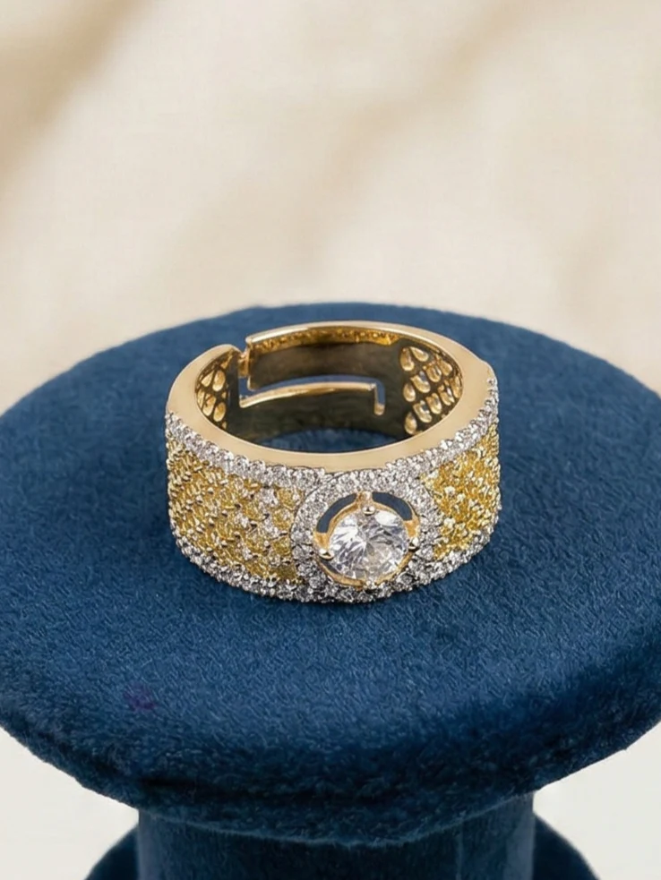 Rivaaz Royale Diamond Ring - Image 2