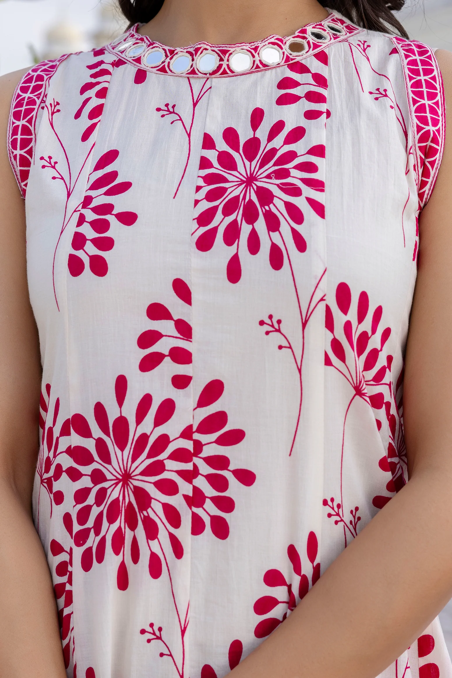 Samiha Punch Cotton Suit Set - Image 4