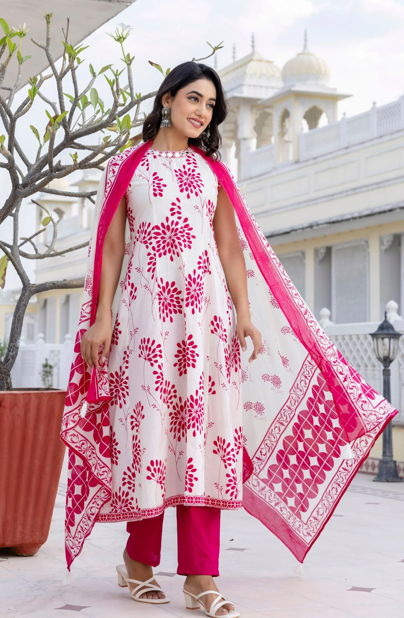 Samiha Punch Cotton Suit Set - Image 6