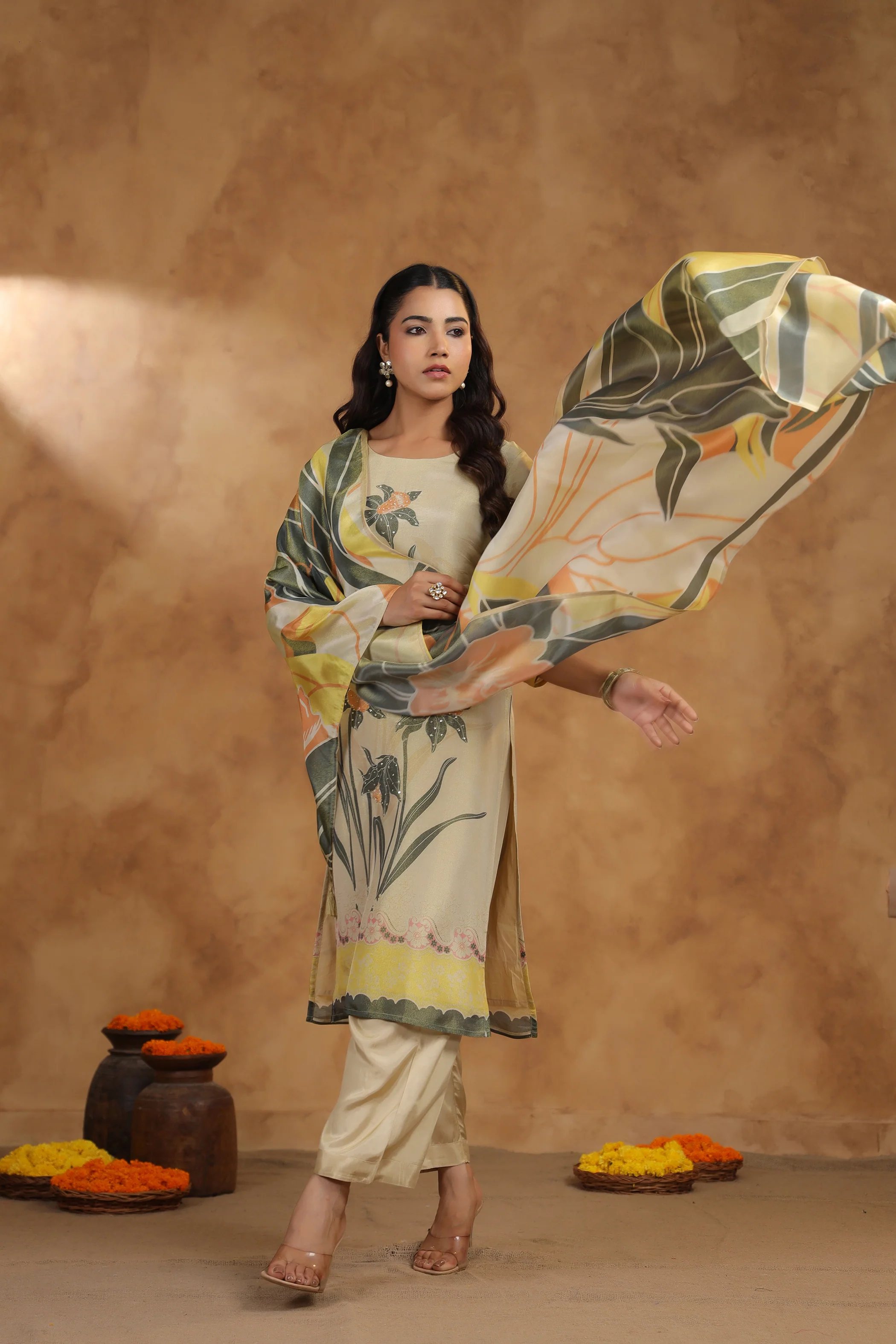 RITVI OFFWHITE WORK SUIT SET - Image 8