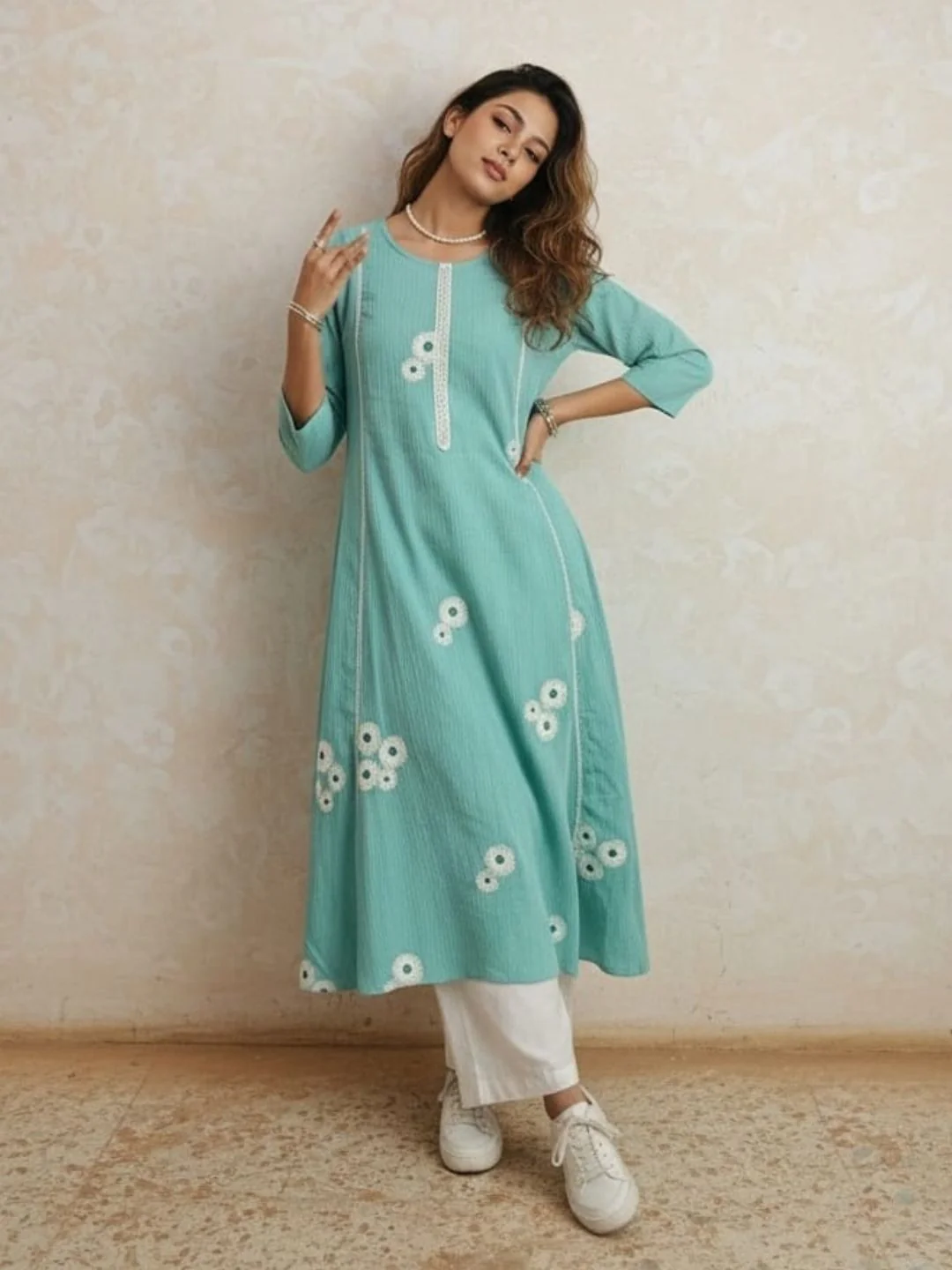Swades Sky embroidery cotton kurta - Image 3