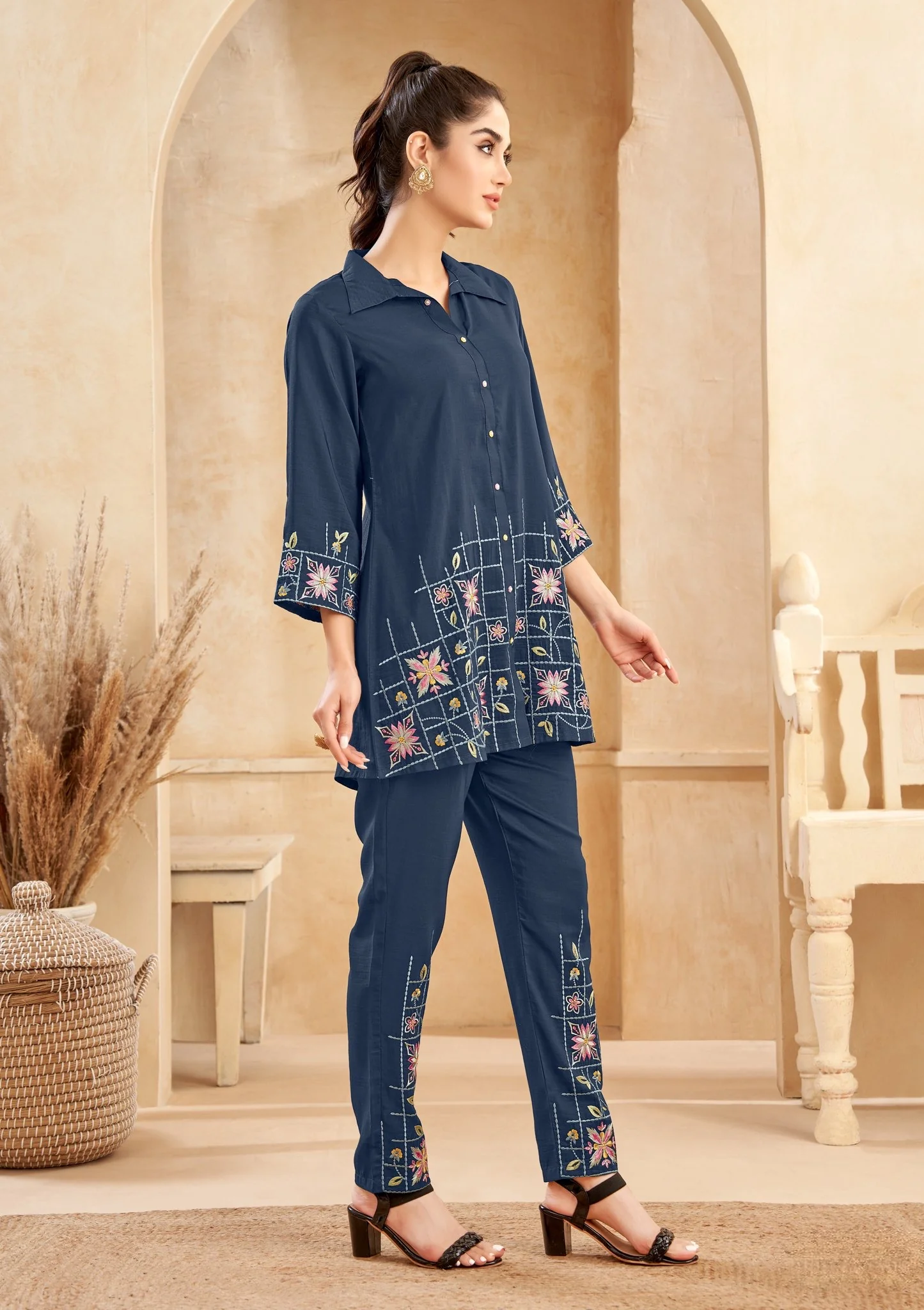 Eden navy embroidered co-ord set - Image 6