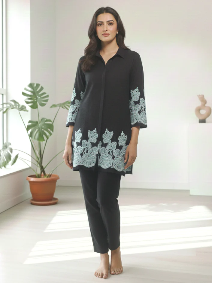 Reet Onyx Embroidered Co-ord Set - Image 9