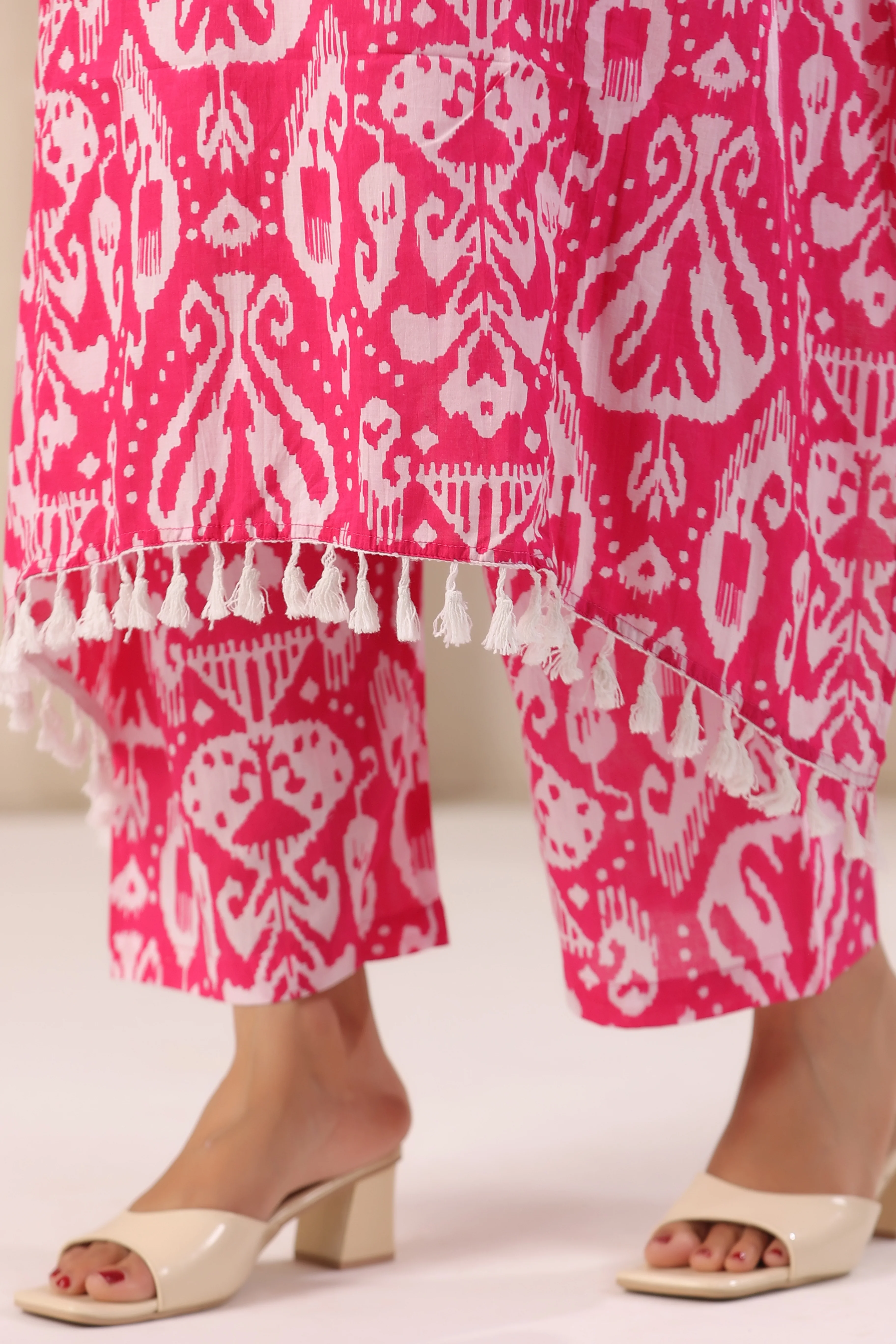 ARANYA ROSE IKAT PRINT PREMIUM PURE COTTON KURTA PANT SET - Image 5