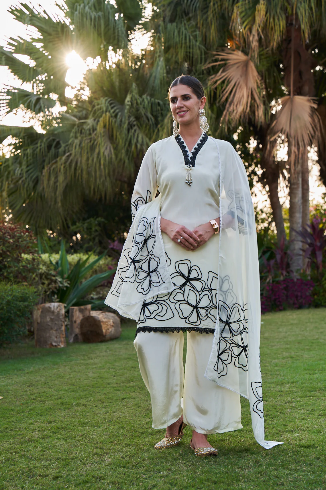 Varidhi Angel Embroidered Suit Set - Image 2